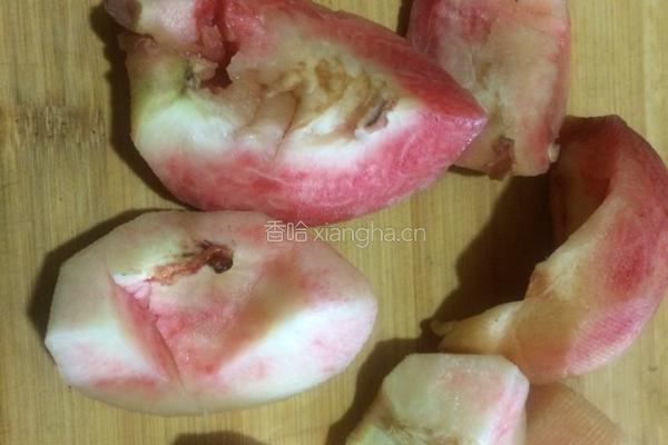 水蜜桃黄豆猪手汤的做法图解4