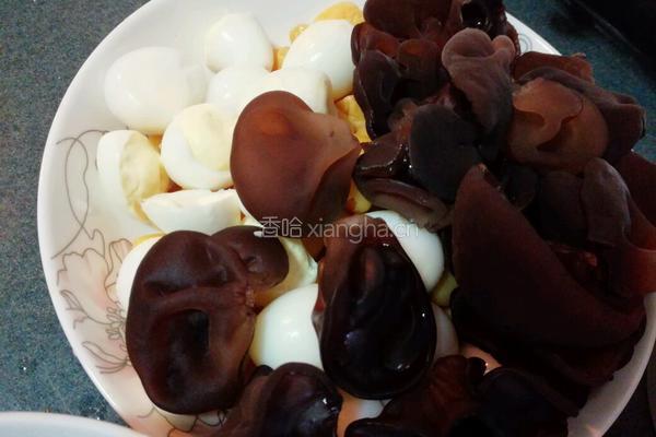 白果蒜子火锅鱼的做法图解3