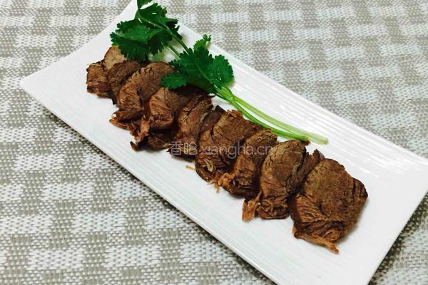 卤牛肉的做法图解12