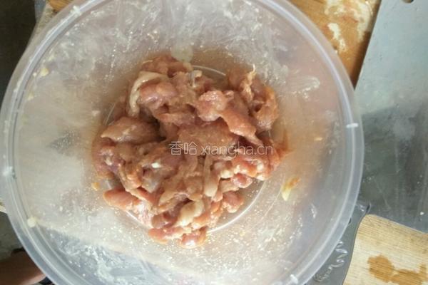 荷兰豆炒肉的做法图解2