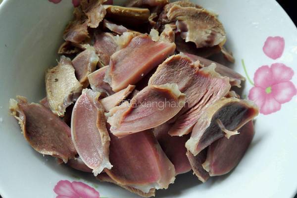 鱼香风味炒鸭胗的做法图解6