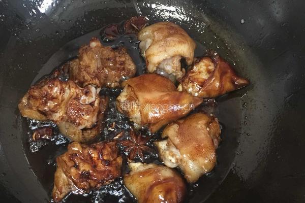红烧黄豆猪蹄的做法图解6