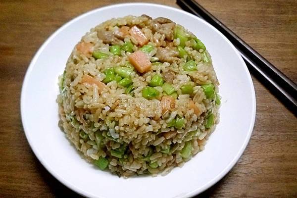 豆角火腿炒饭的做法图解12