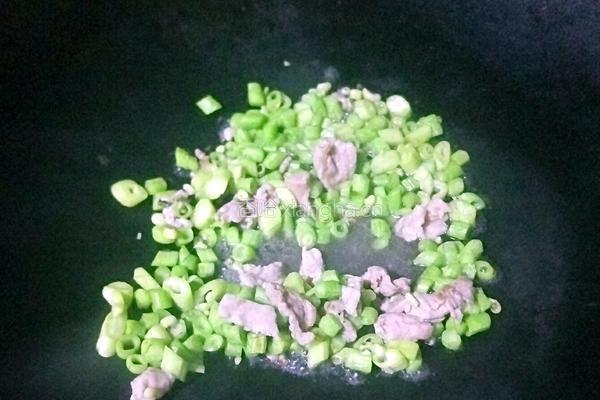 豆角火腿炒饭的做法图解7
