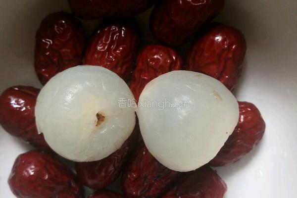 荔枝红枣蜜的做法图解3