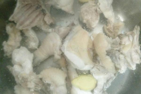 玉米山药煲鸡汤的做法图解6