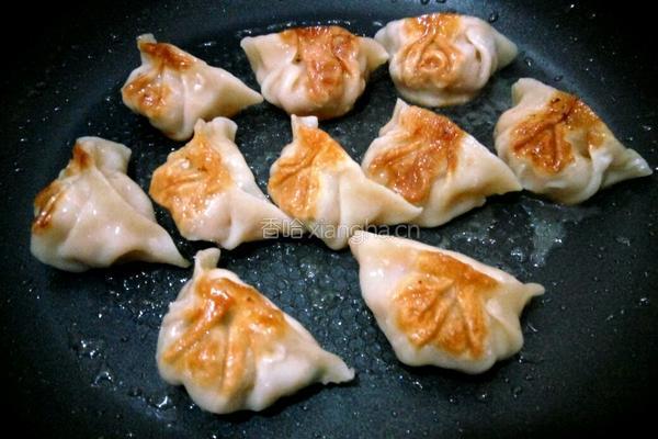 煎速冻饺子的做法图解5