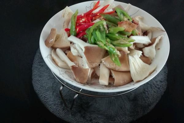 猪油蒸大肚菇的做法图解4