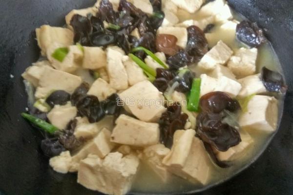 豆腐木耳汤的做法图解10