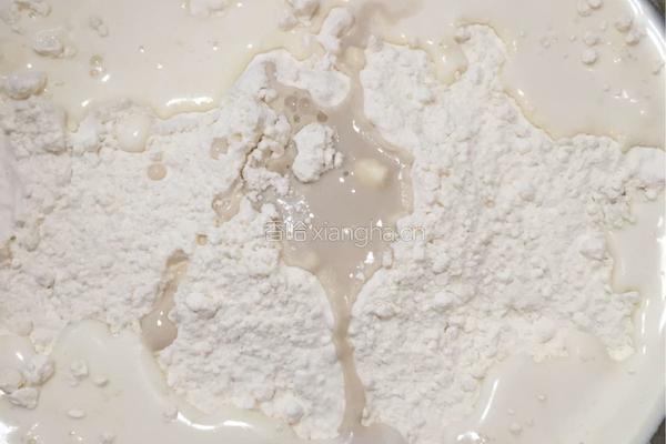 萝卜虾皮粉丝包子的做法图解3