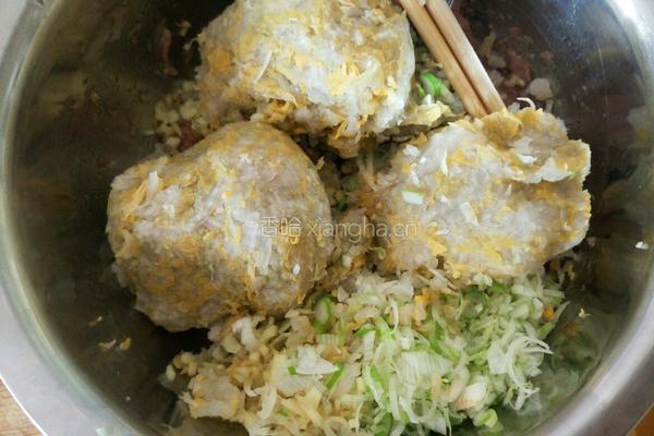 酸菜大馅蒸饺的做法图解10