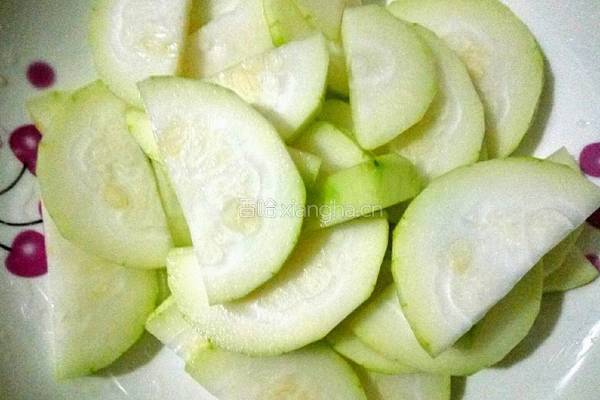 节瓜蛋花汤的做法图解1