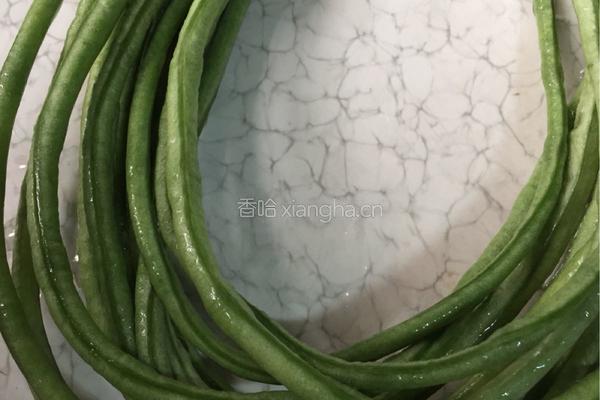 凉拌红油豇豆的做法图解2