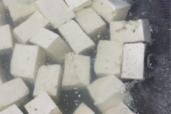 海米炖豆腐的做法图解3