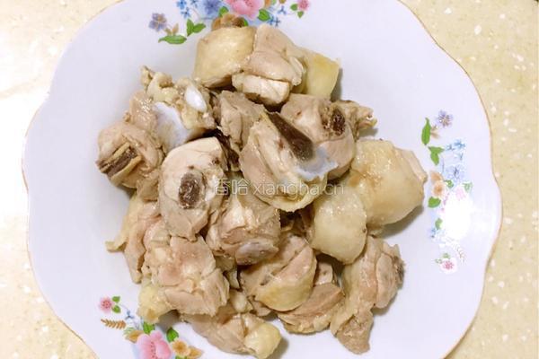 西红柿炖鸡块的做法图解3