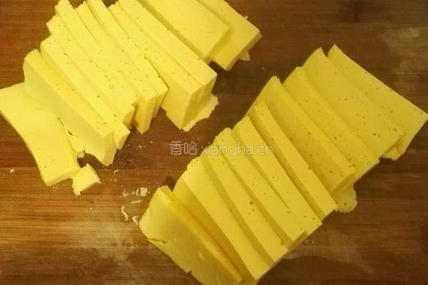 胡萝卜肉皮冻的做法图解9