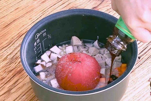 网红一个番茄焖饭（宿舍党福音）的做法图解7