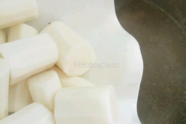 花生眉豆山药鸡脚汤的做法图解6
