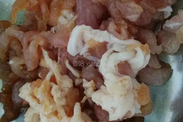 肉丝蚝油茄丝的做法图解3