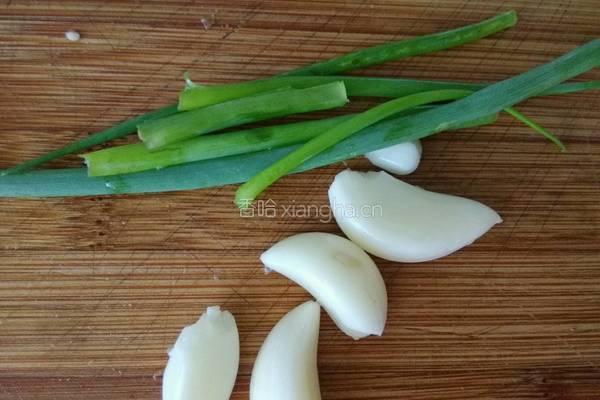 肉丝蚝油茄丝的做法图解6