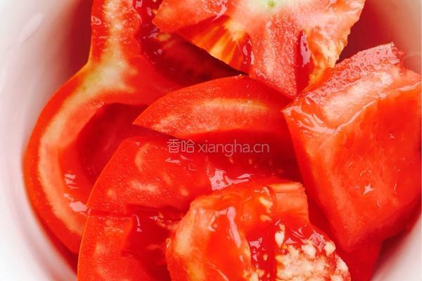 茄汁黄骨鱼的做法图解1
