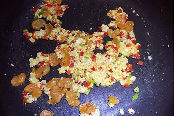 咸黄炒饭的做法图解3
