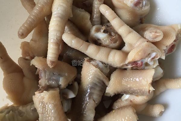 泡椒凤爪的做法图解3