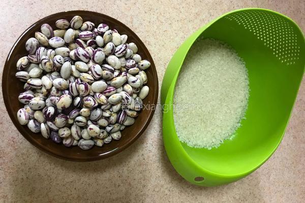 花芸豆焖饭的做法图解1