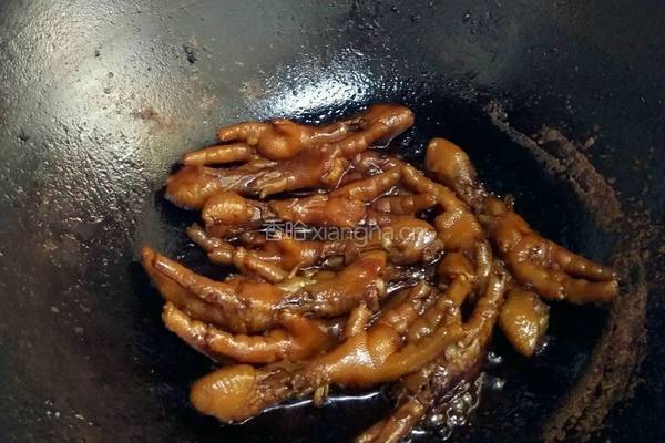 卤冰鲜鸡爪的做法图解7
