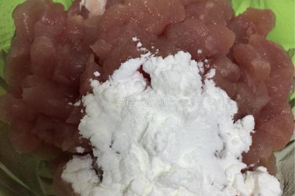 肉丁凉面卤的做法图解3
