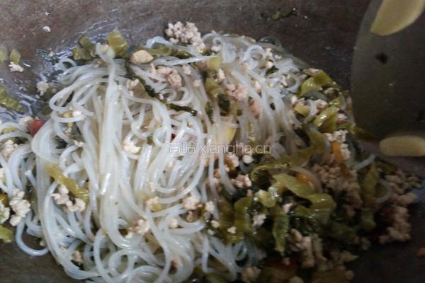 酸菜肉末粉丝的做法图解8