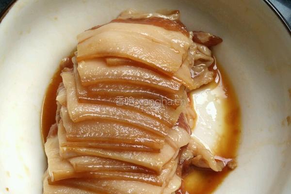 龙眼肉（甜烧白）的做法图解1