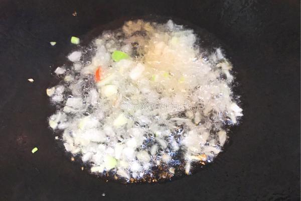 腊豆干炒毛豆的做法图解2