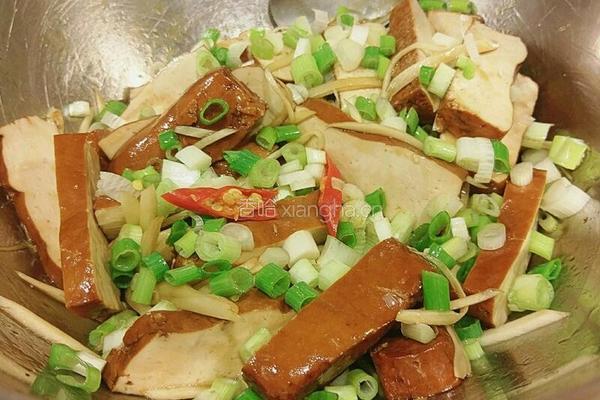 凉拌豆干的做法图解3