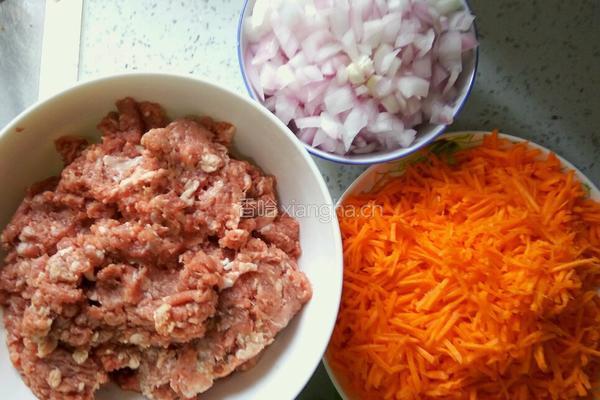 胡萝卜牛肉包子的做法图解4
