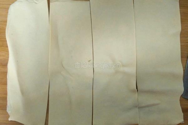 金针菇豆皮卷的做法图解6