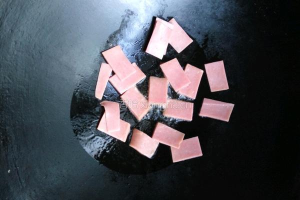 火腿片炒胶笋的做法图解4