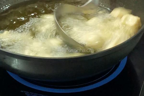 番茄鸡球的做法图解4