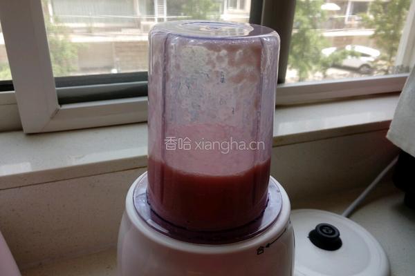 蜜桃西瓜沙冰的做法图解4