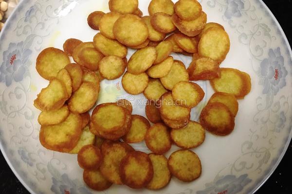 青菜炒豆饼的做法图解3