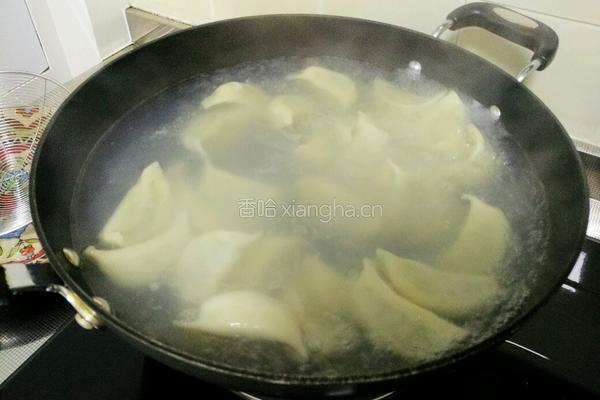 酸辣汤水饺的做法图解6