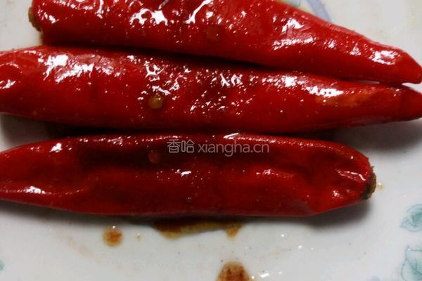 煎香红尖椒的做法图解5