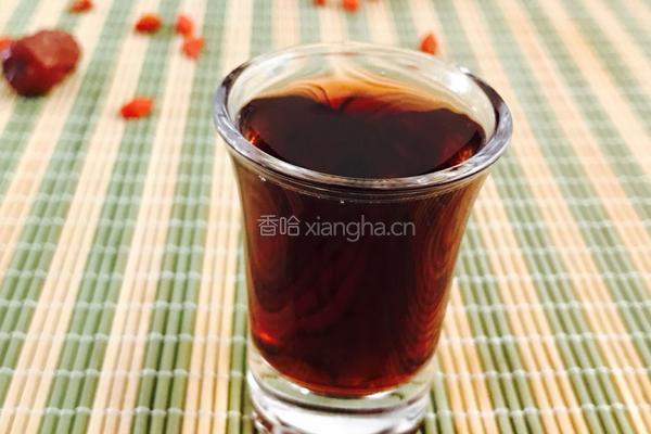 黑枸杞养生酒的做法图解2
