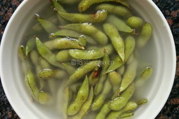 香辣凉拌毛豆的做法图解4