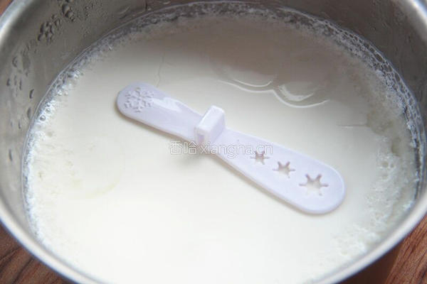 芒果酸奶雪糕的做法图解2