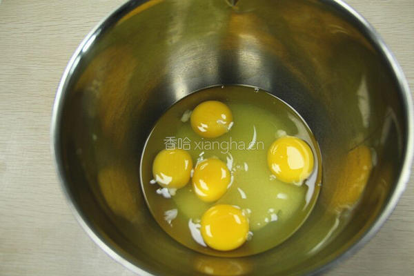 堡尔美克杯子蛋糕的做法图解2