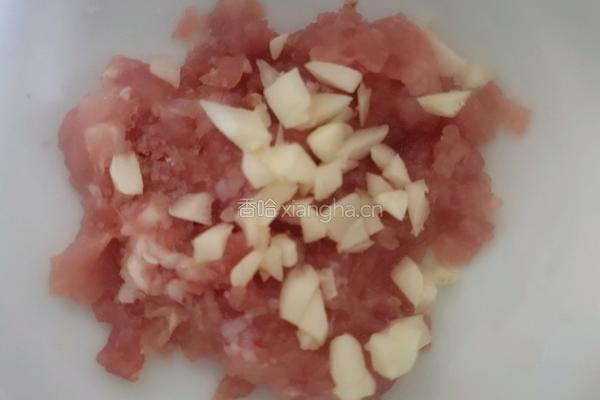 肉末粉条的做法图解2