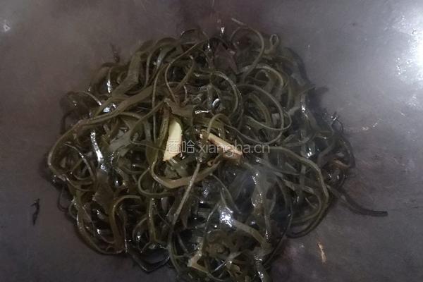 辣炒海带丝的做法图解3