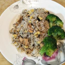 鸡肉炒饭的做法[图]
