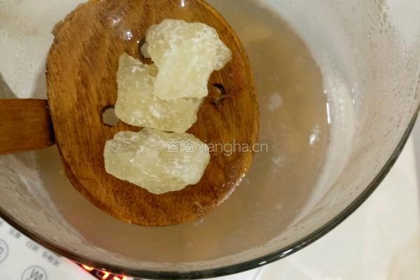 红豆莲子汤的做法图解5